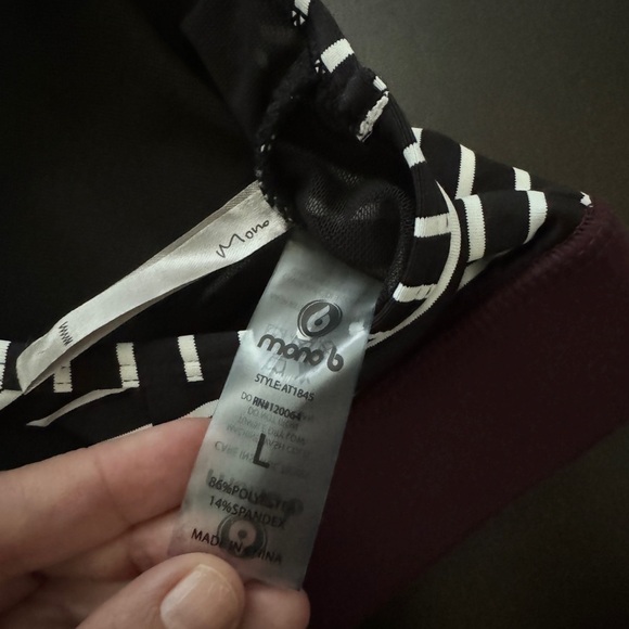 NWT Mono B sport bra in size Large - Picture 3 of 3